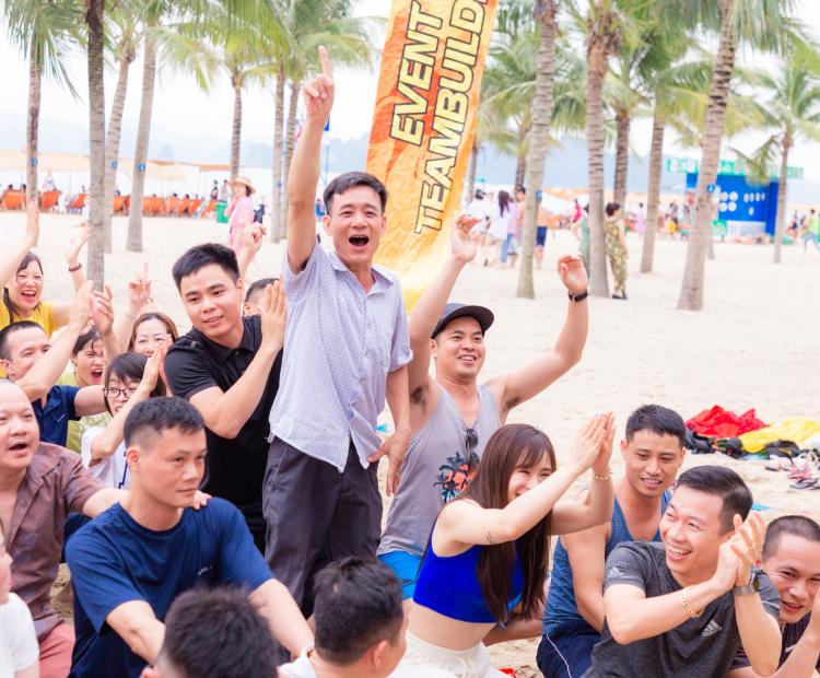 Team building cùngcông ty TNHH JYUICHIYA Việt Nam