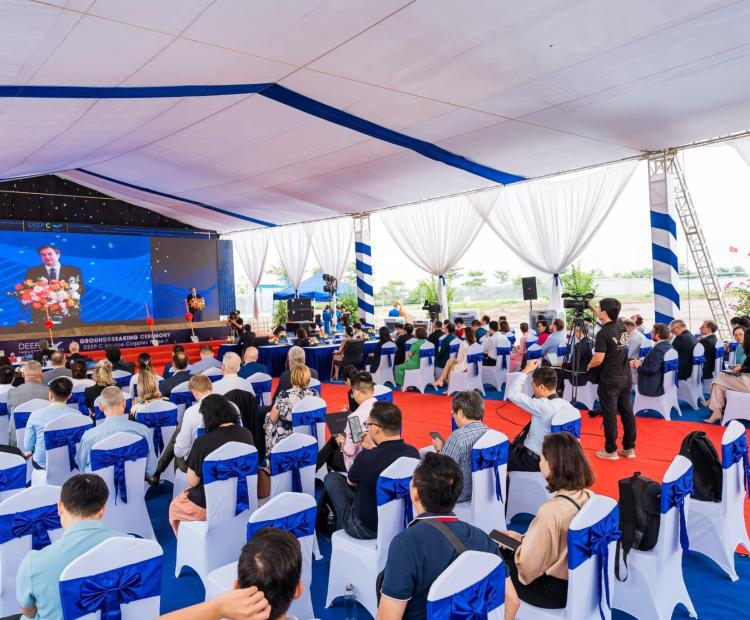 LỄ KHỞI CÔNG KHU PHỨC HỢP DỊCH VỤ DEEEP C II ĐÃ DIỄN RA THÀNH CÔNG TỐT ĐẸP 